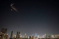 伊朗報復來了！集束彈頭飛彈攻擊以色列 火雨襲特拉維夫釀2死畫面曝