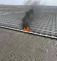 彰濱海上太陽能板起火 半年內第二起 員工以滅火器控制火勢