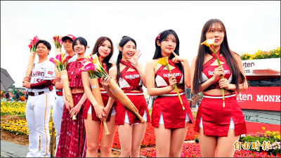 桃園彩色海芋季結合棒球 打造2公頃花海