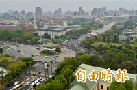 民眾黨稱凱道擠破8萬人挺阿北？ 最強AI分析揭現場只有這麼多......