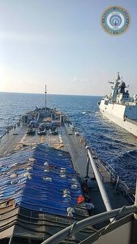 談完就秀肌肉！菲中南海磋商剛落幕 共軍隨即赴黃岩島強勢巡邏