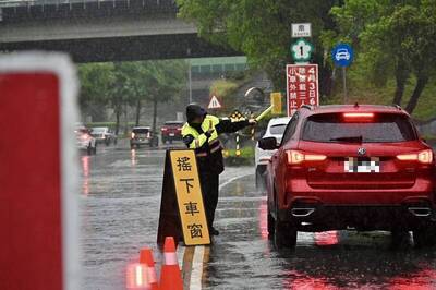 清明連假首日國道一早多處紫爆！避開10大地雷路段