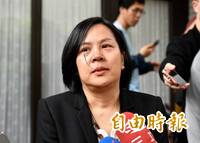 圖輯》李貞秀「空氣質詢」、上演獨角戲哽咽 尷尬畫面曝光