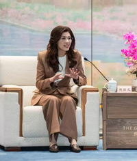 中共高官突蹦出這句話 鄭麗文一驚正襟危坐畫面曝光