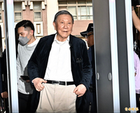 密會柯文哲露「滿意微笑」是因賄賂成功？沈慶京發長文自白