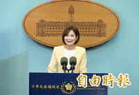 鄭麗文拿民主基金會480萬訪中 府一句話KO：有跟共產黨談民主嗎？