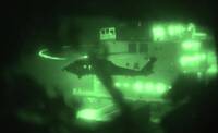 夜間出擊！ 美軍陸戰隊直升機空降扣押伊朗貨船 震撼影片曝