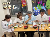 尷尬+1！她吃素點燙青菜 柯文哲整盤端走、還分食黃國昌