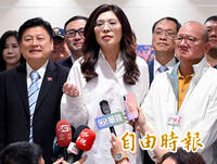 獨家》否決8千億軍購！鄭麗文、傅崐萁遊說藍委支持3800億+N