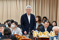 遭藍委杯葛趕出場 公視董事長胡元輝發聲了