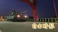 520展現防衛實力！地表最強M1A2T夜間機動出擊 防禦紅色海灘咽喉