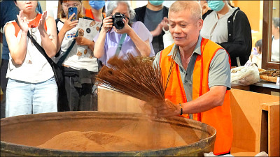 嘉義藝術節 再現香腳花技藝