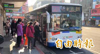 基市議員吳驊珈：二信公車循環站米老鼠開趴？謝國樑：環局、公車處再會勘改善