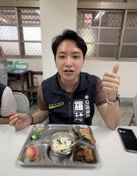 大讚菜色！突襲試吃國中營養午餐 羅廷瑋慘遭地方社團網嗆爆