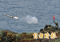 標槍飛彈「消失」靶船卻爆炸？ 藍白酸造假 專家揭真相！