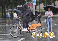 熱帶擾動路徑曝！吳德榮揭「豪雨炸到這天」：端午連假秒轉盛夏