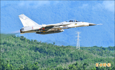 空射雄三實彈試射成功