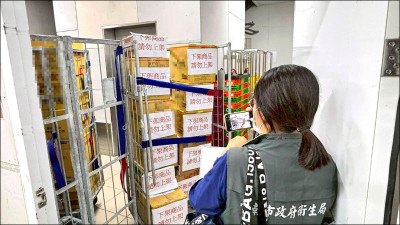 台南問題油下架954公斤 推動食安標章