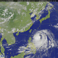 強颱巴威來襲 氣象署：明晚起颳12級強風、豪雨、巨浪