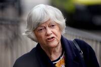 英國前內政大臣在家遇害 26歲男涉謀殺被捕