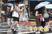 桃園大雨特報！ 中部以北、宜花慎防午後雷陣雨