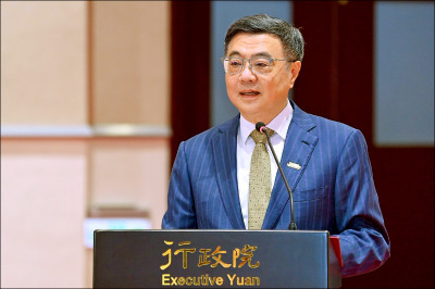 卓揆：中聯油品一週內完成檢驗／預防性下架產品 須經食藥署或第三方檢驗合格才能再上架