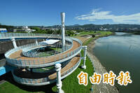 圖輯》基隆河畔最耀眼新地標「天際之眼民權大橋」景觀橋啟用