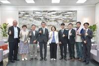 日本笠間市訪團拜會周春米 感謝屏東志工協尋二戰士兵遺骨