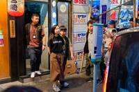 中國網友淘寶下單「我是書店店員」T恤   警察竟上門帶走衣服
