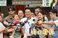台北市免費營養午餐招標卡關 沈伯洋：不要有鮮奶卻沒午餐