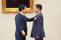 賴總統點將》航迷奉為「天才飛行員」 IDF飛官朱佳明接飛訓部