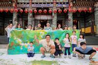 尹立辦親子彩繪用樹枝創作 李柏毅「兩句話」逗樂孩子們