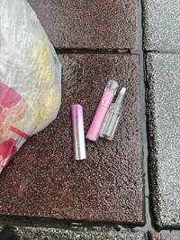 毒蟲恍神過馬路害撞車 休假警發現掉包毒菸當街逮人