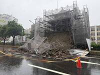 快訊》大雨直直落！國定古蹟台南東門城崩塌