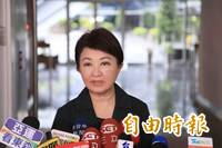 藍白砍庇護工廠月餅費  盧秀燕竟連喊6次「總統府棄單」中市接單