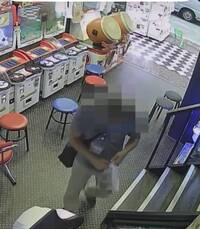 打電動太入迷！19歲女沒發現竊賊靠近 皮夾遭順手牽羊