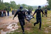 逾3000人失蹤死亡 尼泊爾擋不住國際壓力改口開放4國救援