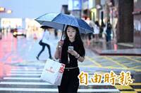 雙颱路徑曝！今午後防豪雨 2地恐飆破36度