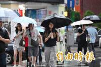 4縣市大雨特報！低壓帶影響各地防陣雨　本週天氣不穩