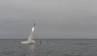日本國防預算衝上8.89兆！ 長程飛彈竟要從潛艦發射