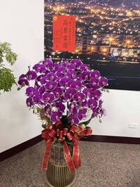 不是「高票當選」！魏平政競總明成立王惠美今送花祝賀 4字賀詞曝光