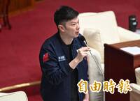 李柏毅「好大官威」臉書灌爆！ 急診咆哮醫護風波遭網友圍剿