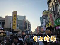 苗栗苑裡年度限定！「鬼門關夜市」 登場  下午人潮湧現