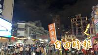 景美夜市「洋流」曝！沈伯洋還沒到就擠不進去