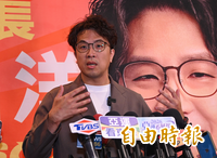 此生遺憾！沈伯洋昔日透露與母親的「最後一餐」 看哭上萬人！