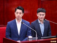 蔣萬安、殷瑋被抓包講稿幾乎一模一樣 網酸：一稿多用、毛骨悚然