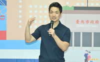 蔣萬安立院簡介改了！網友才點名假學歷　吳靜怡質疑：特權？竄改？