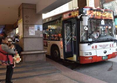 桃園公車App頻失準 通勤族怨「最難等的不是朋友，是桃園公車」
