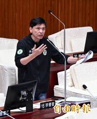 北市松山某國小近10名學生吃完小卷後不適 洪健益：與金華國中同供應商