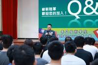 「陸軍正在蛻變」 上將司令呂坤修親赴大學院校招募  讓學生問到飽